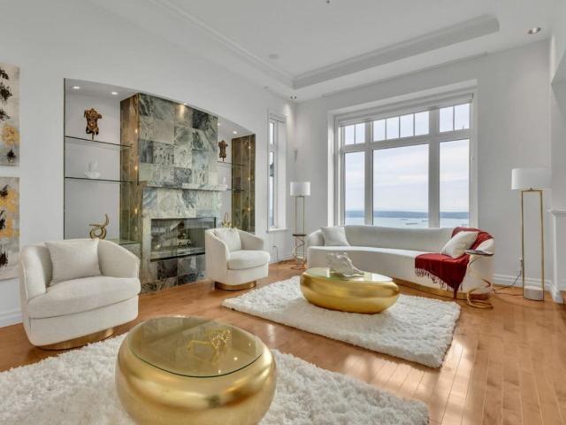 Apartment for rent in West Vancouver, British Columbia