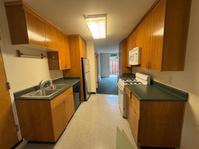 Apartment for rent in Berkeley, California