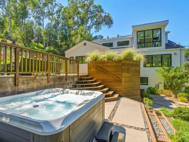 Apartment for rent in California