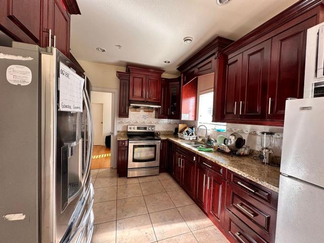 Apartment for rent in Vancouver, British Columbia