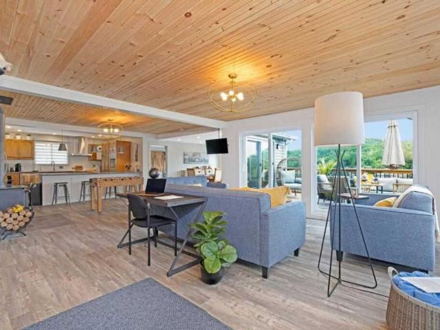 Apartment for rent in Les Collines-de-l'outaouais, Quebec