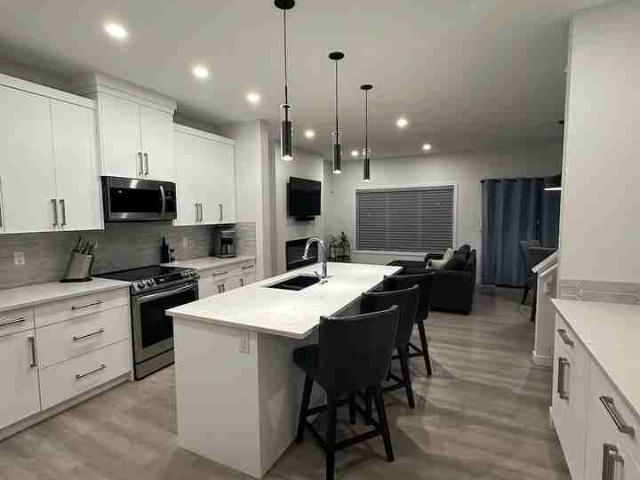 Apartment for rent in Wedgewood, Alberta