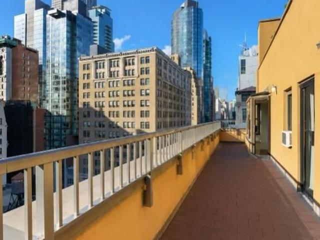 Apartment for rent in Arverne, New York