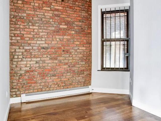 Apartment for rent in Arverne, New York