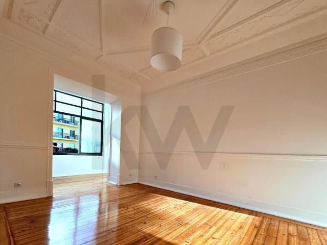 Apartamento alugar em Bairro das Novas Nações, Lisboa