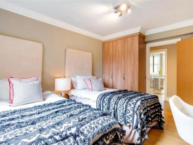 Apartment for rent in St. John's Wood, Greater London