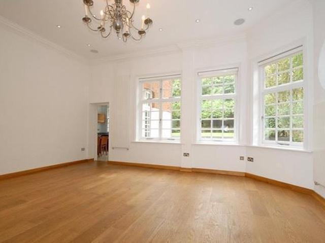 Apartment for rent in Hampstead, Greater London