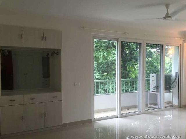 Flat for rent in Deri