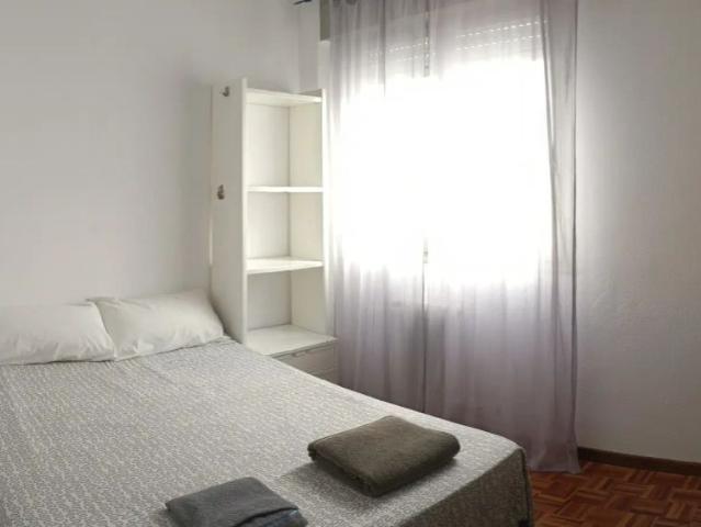Apartamento en alquiler en Segundo Ensanche, Iruñerria