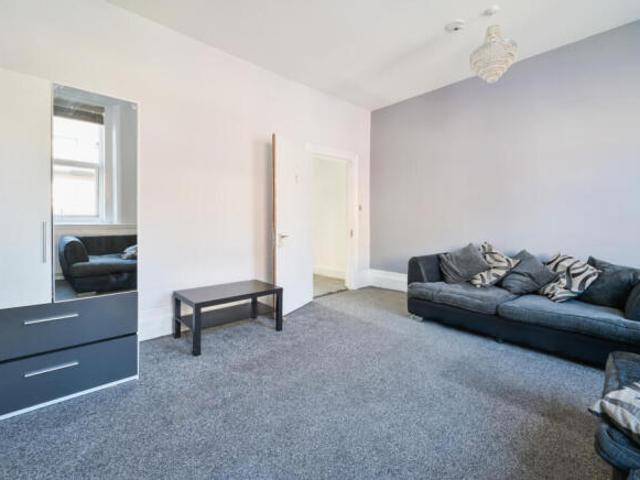 Apartment for rent in Tooting Graveney, Greater London