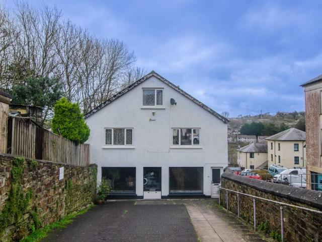 Flat for sale in St Neot, Cornwall
