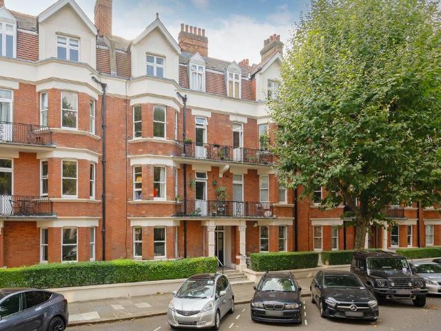 Flat for sale in Kensal Town, Maida Vale