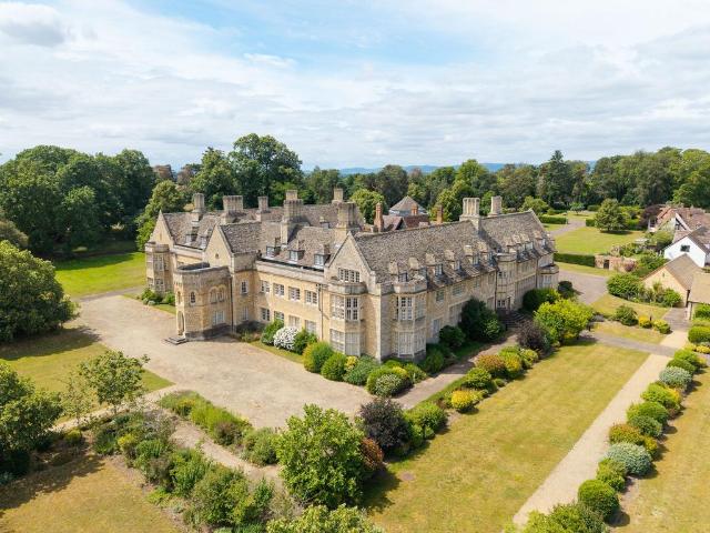 Flat for sale in Crookhill, Worcestershire
