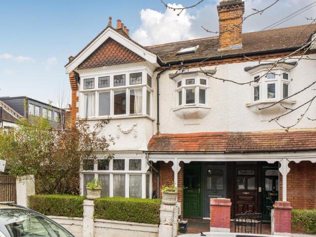 Flat for sale in Brixton, Greater London
