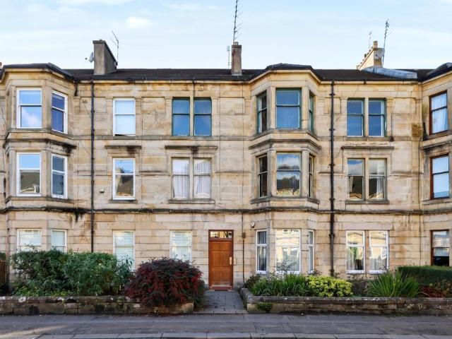 Flat for sale in Williamsburgh, Paisley