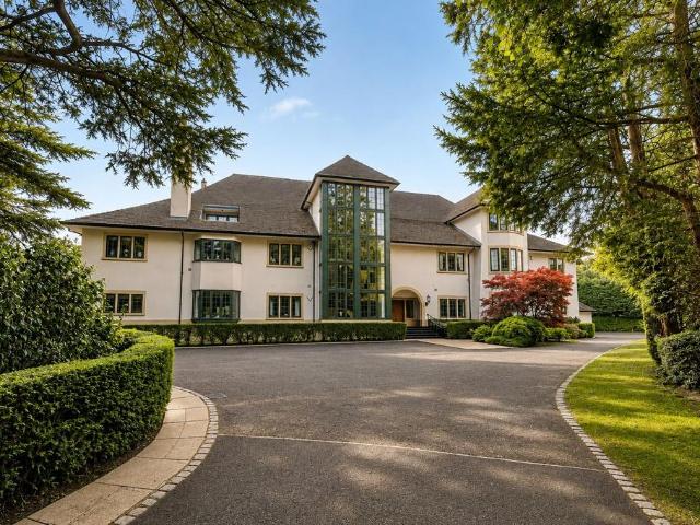 Flat for sale in Trafford Park, Greater Manchester