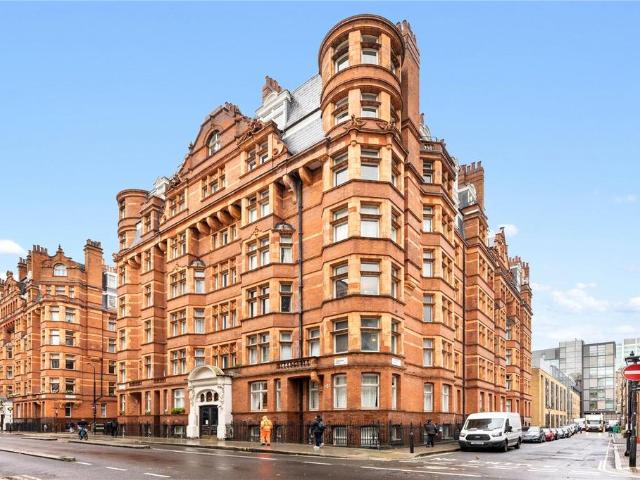 Flat for sale in London Borough of Camden, Greater London