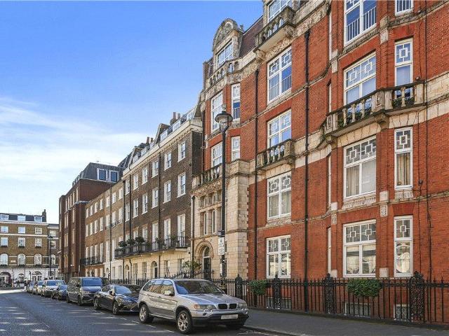 Flat for sale in Marylebone, Greater London