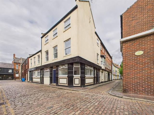 Flat for sale in Old Town, Hull