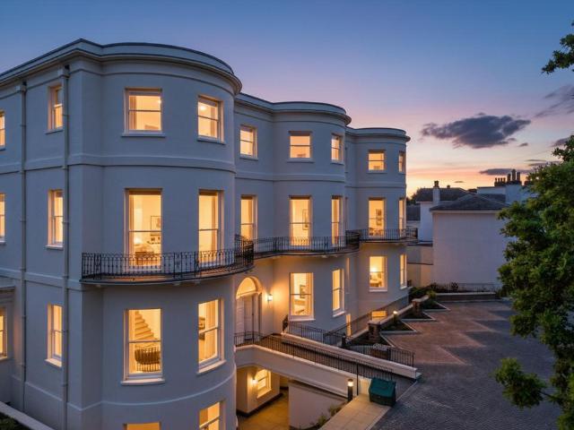 Flat for sale in Ewens Farm, Golden Valley