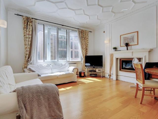Flat for sale in Victoria, Greater London