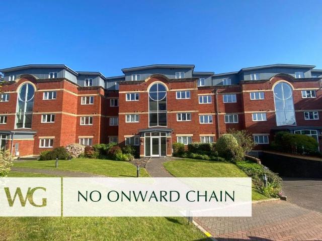 Flat for sale in Budlake, Devon