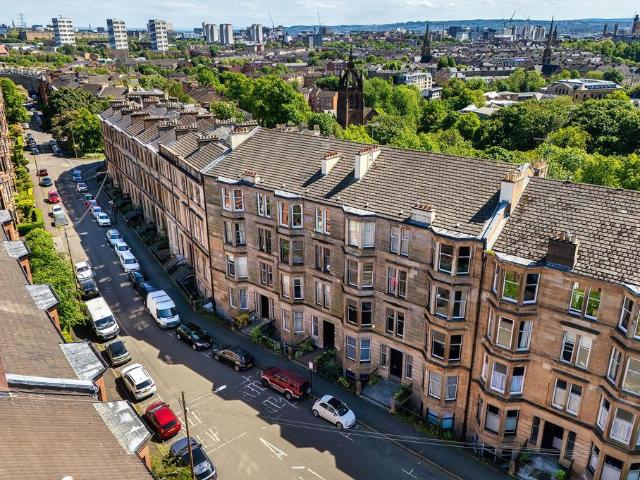 Flat for sale in North Woodside, Scotland
