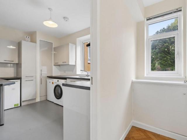 Flat for sale in City of Westminster, Greater London