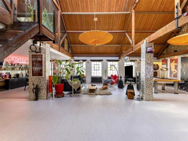 Flat for sale in London Borough of Lambeth, Greater London