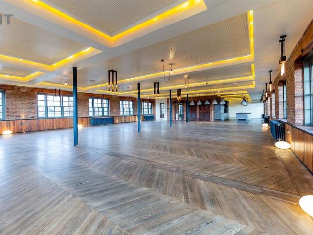 Flat for sale in Chalk Farm, Greater London