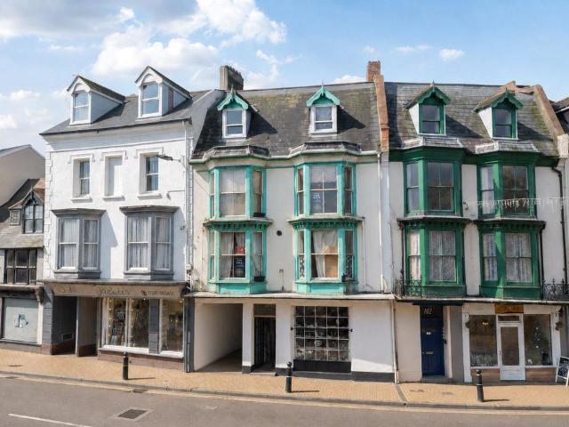 Flat for sale in Slade, North Devon