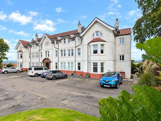 Flat for sale in Glenlomond, Scotland