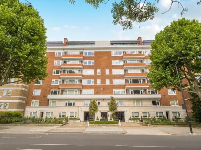 Flat for sale in St. John's Wood, Greater London
