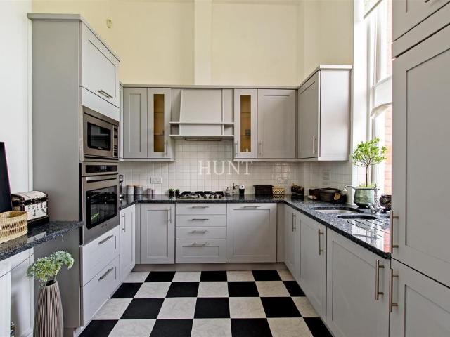 Flat for sale in Fairlop, Greater London