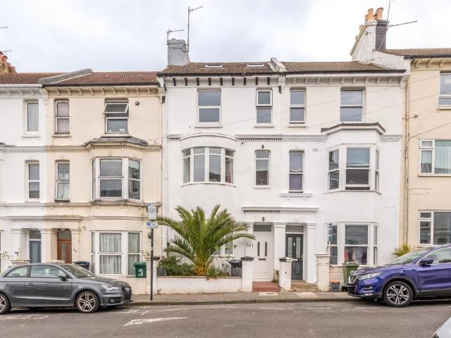 Flat for sale in Round Hill, Brighton & Hove