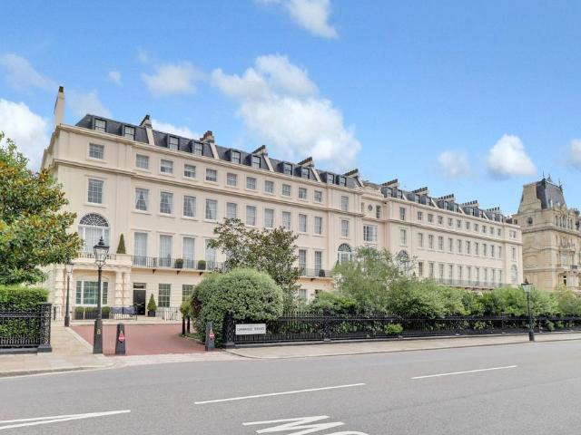Flat for sale in Fitzrovia, Greater London