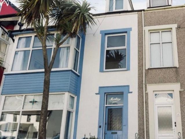 Flat for sale in Llanfaelog, Rhosneigr