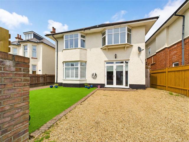 Flat for sale in Southbourne, Bournemouth