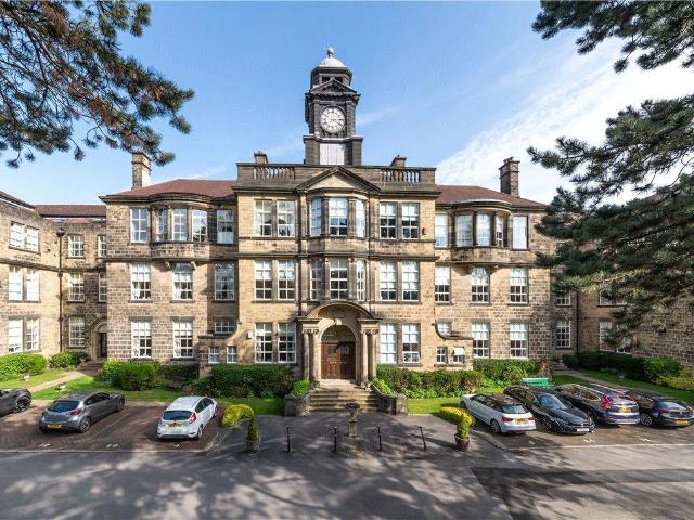 Flat for sale in Priestthorpe, Crossflatts