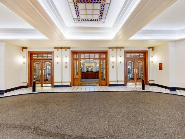Flat for sale in Marylebone, Greater London