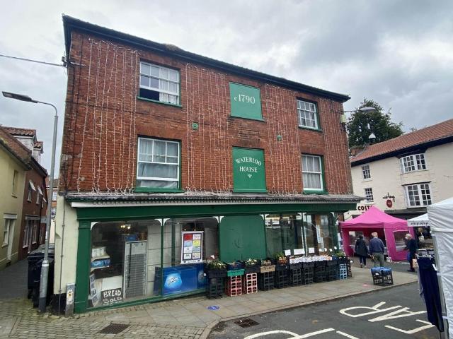 Flat for sale in Comers, Norfolk