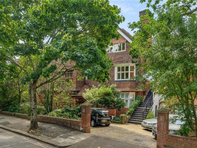 Flat for sale in North End, West Hampstead