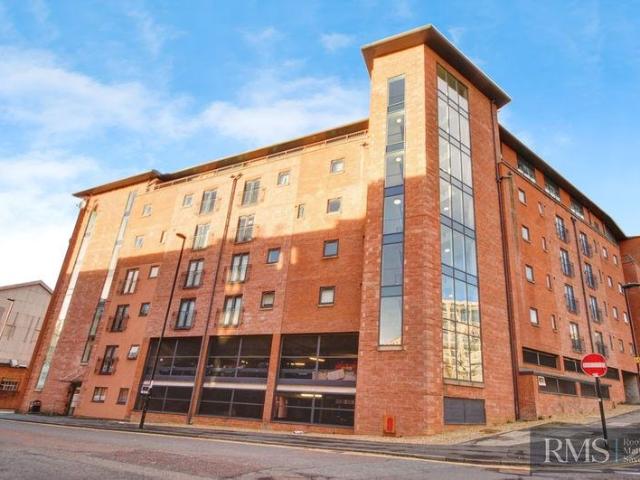 Flat for sale in Shieldfield, Tyne And Wear
