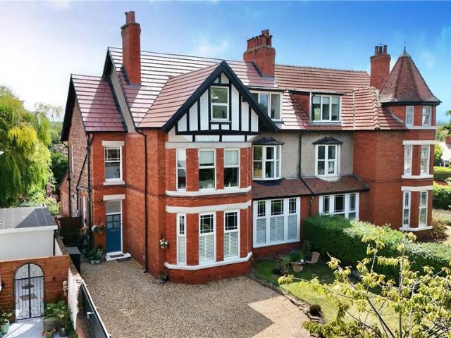 Flat for sale in Meols, Hoylake