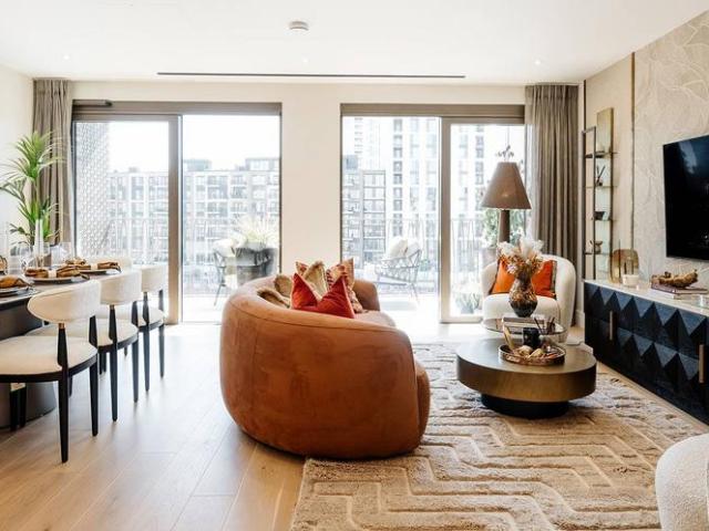 Flat for sale in Fulham, Greater London