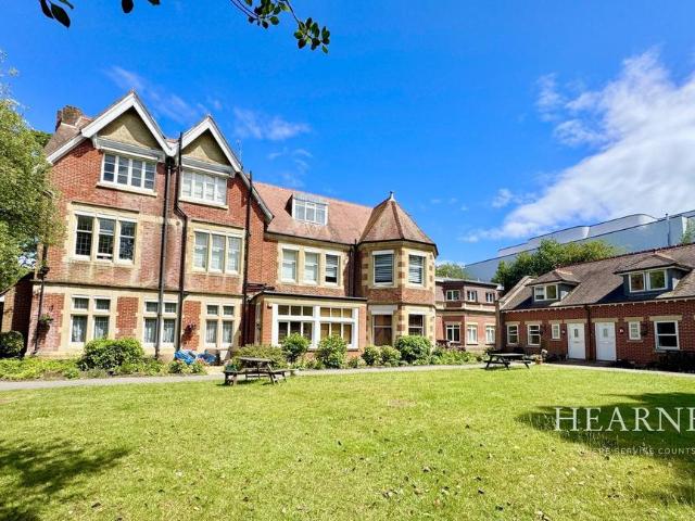 Flat for sale in Springbourne, Bournemouth