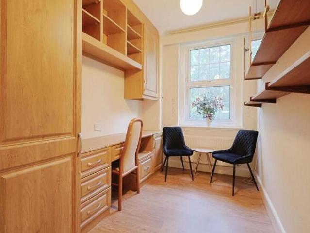 Apartment for sale in West Cliff, Bournemouth