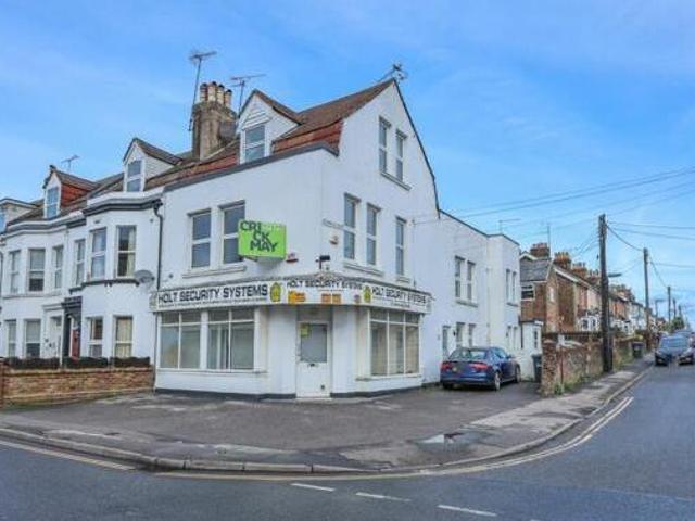 House for sale in Perryfields, West Sussex
