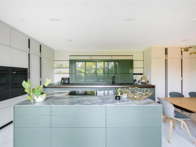 Apartment for sale in Hampstead, Greater London