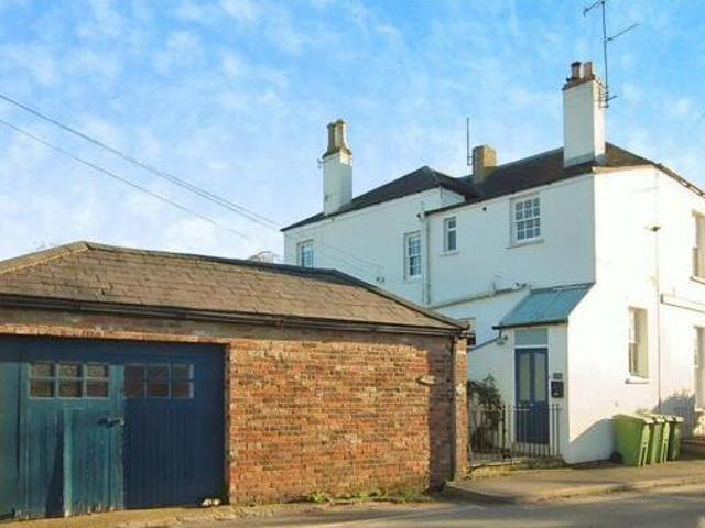 House for sale in Harp Hill, Golden Valley